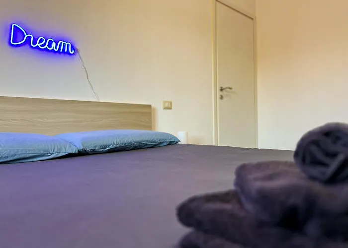 Monica Navigli * Milano