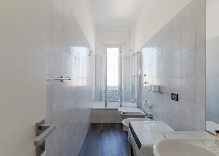 Guesthost - Comfy White *