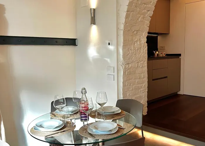 アパート Elegant Design Loft For A Luxury Stay, M1 To Duomo *