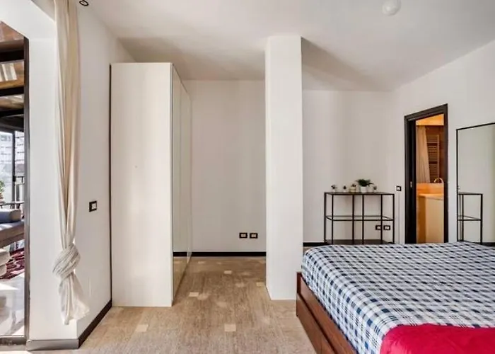 3 Bedrooms With Terrace Close To The Center Milano