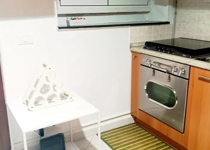 Nina House Yellow Metro Affori Center * מילאנו