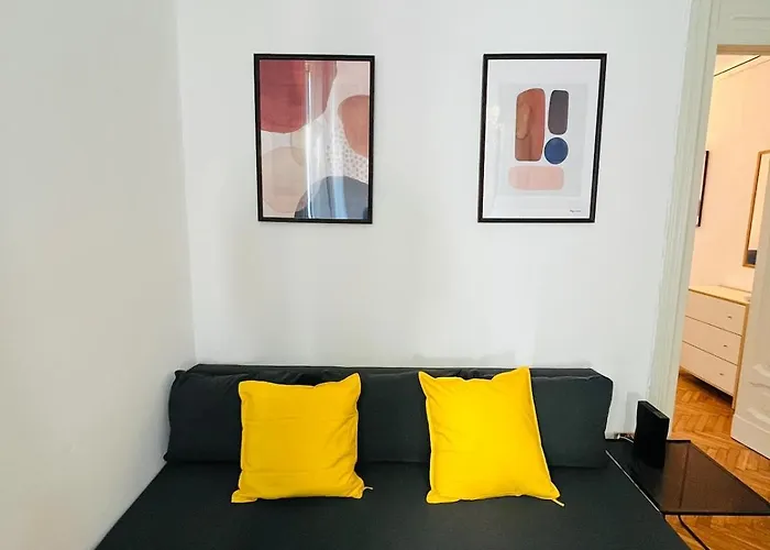 Correggio 44 - Velo * 밀라노