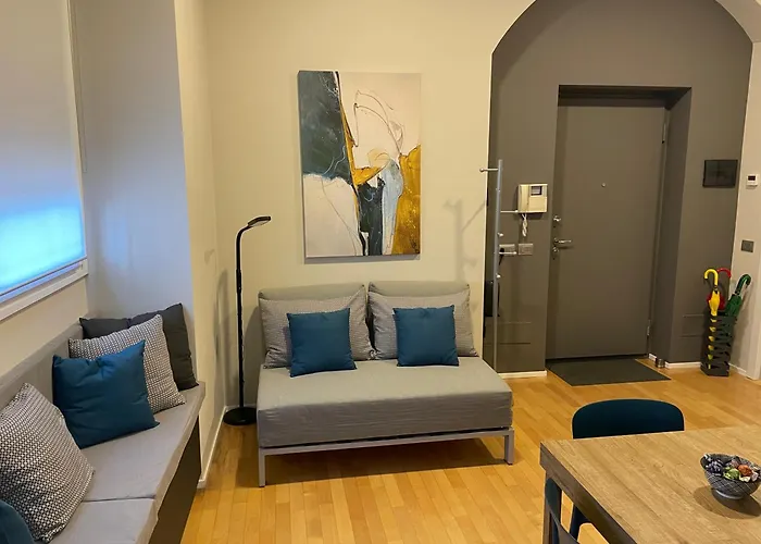 Modern Flat Historical Center Colonne San Lorenzo Navigli Milão