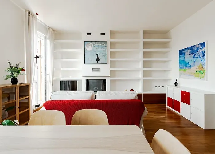 Center Rooftop With Terrace In Porta Romana Milano