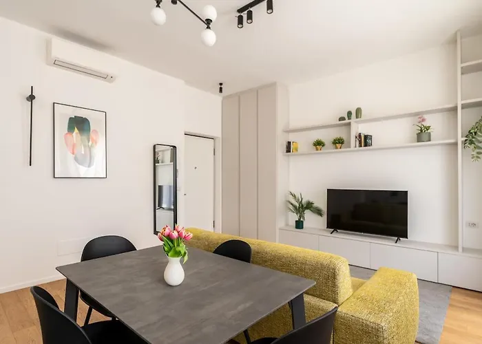 Apartment Luxury Jungle - Center Milan