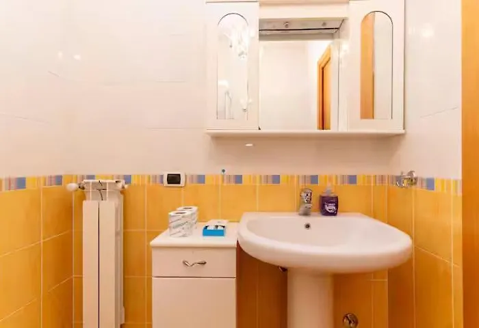 Ampio Trilocale Con Garage, 2 Terrazzi E Wifi