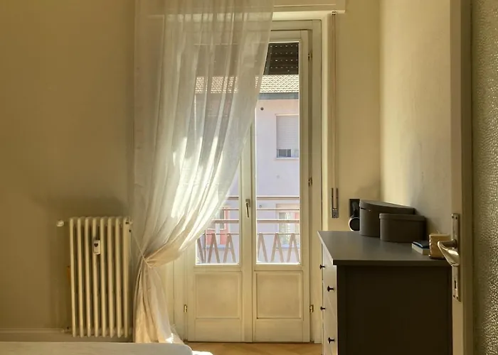 Cosy For Two Newly Renovated * ميلان