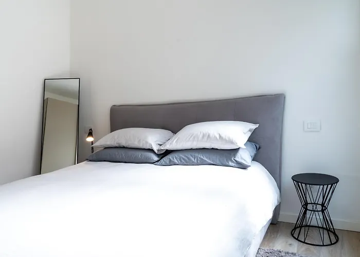 Apartman Lussuoso + Palestra Privata Milánó