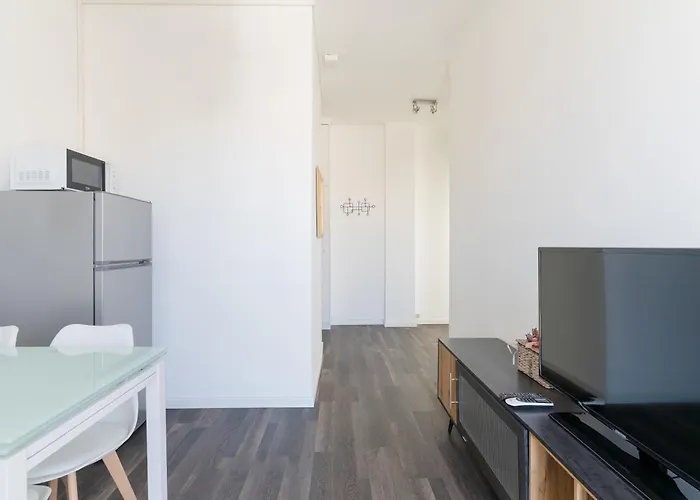 Apartment Guesthost - Comfy White *