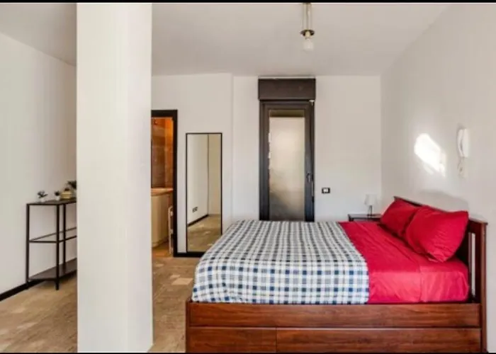 Lejlighed 3 Bedrooms With Terrace Close To The Center *