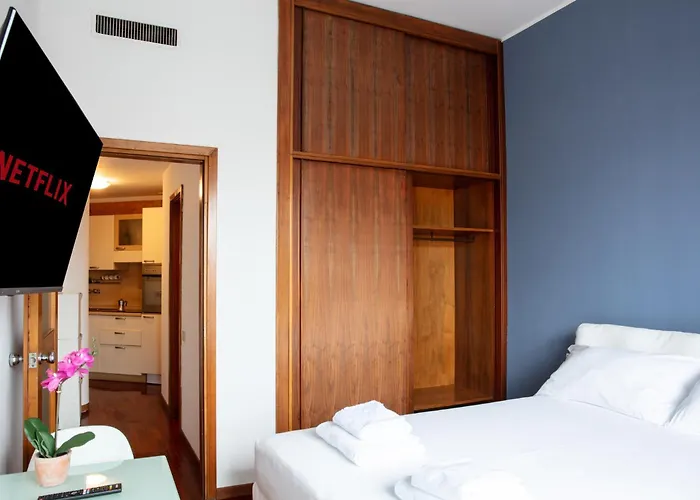 De Homes - La Tua Casa A Porta Nuova Vicino La Metro *