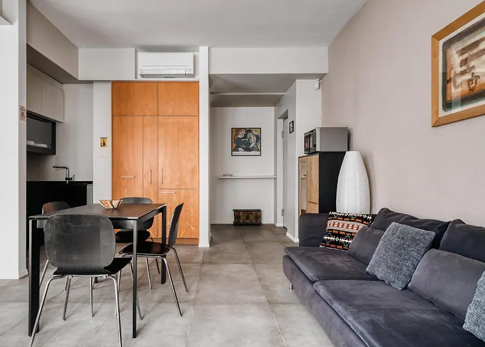 Apartament Large Milan's Navigli - 5 Gu...