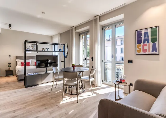 Seety Porta Romana Corte *