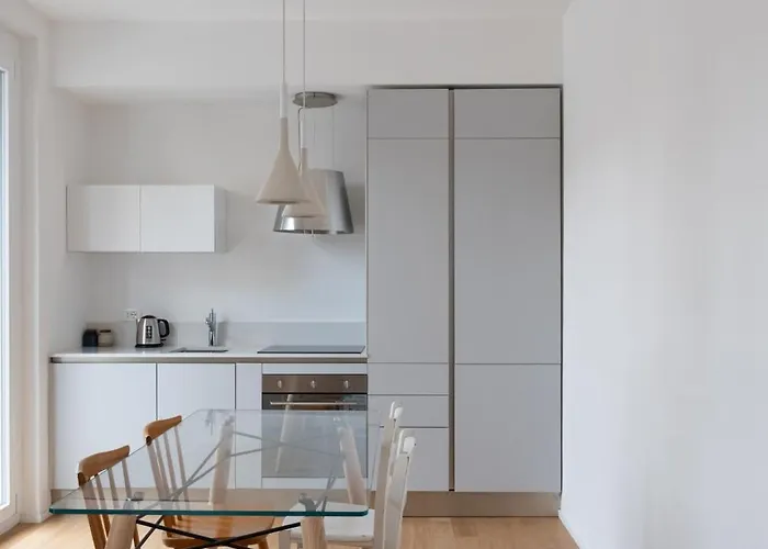 דירה Luminoso Trilocale Con Ampio Terrazzo - Mirable Pm
