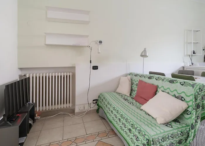 Guesthost - Comfy Nest In South Appartamento