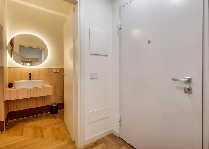 1 From Metro-new Luxury Studio-pta Venezia 7 Milán