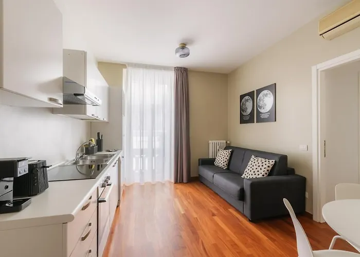 R Orchidea House Апартаменты