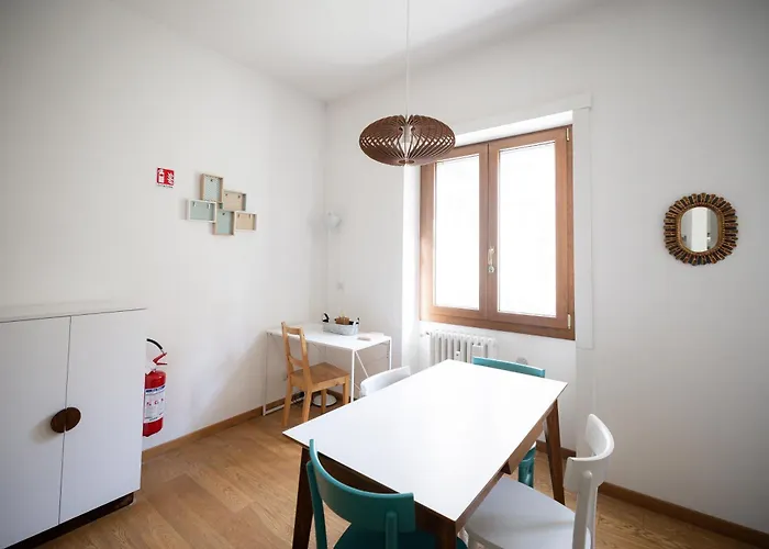 Lejlighed Two-room 450 Meters From Gelsomini M4 Milano