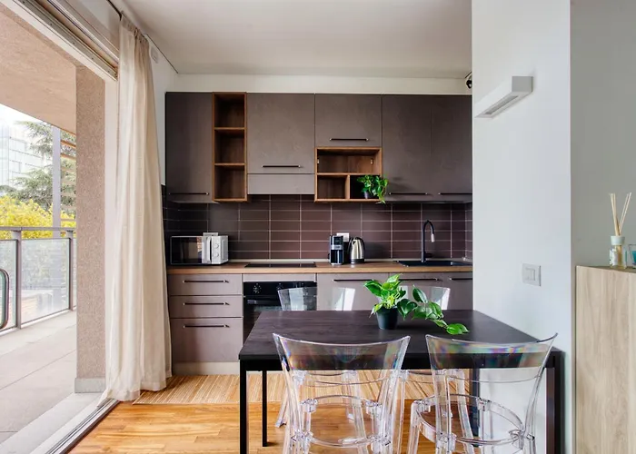 Apartment Giaxtower Gym & Pool Romantic Pool View *