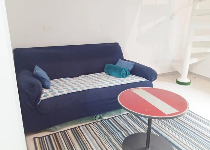 Nina House Yellow Metro Affori Center *