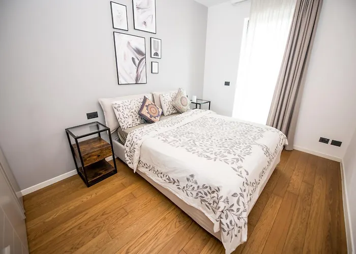 Vivare - The Fifth * Milano