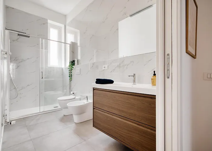 Isola - Leobrothers - Conte 1 * 밀라노