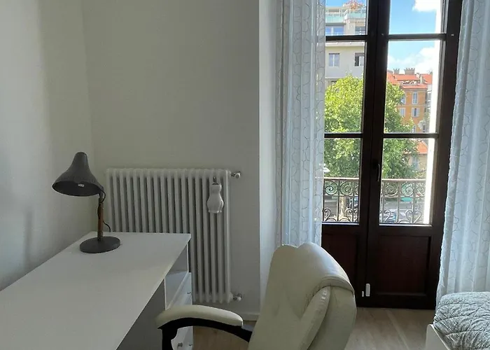 Glamour House Moscova Milano