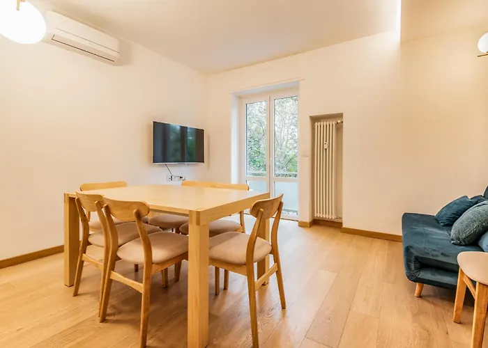 Luxury Via Montenevoso 4 Pax Wi-fi * Milano