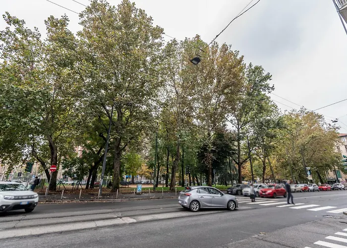 Luxury Via Montenevoso 4 Pax Wi-fi Daire *