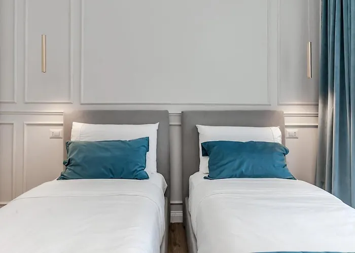 Luxury 2-bedroom Station