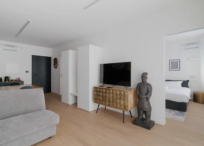 Guesthost - Modern Near Porta Venezia * Mediolan