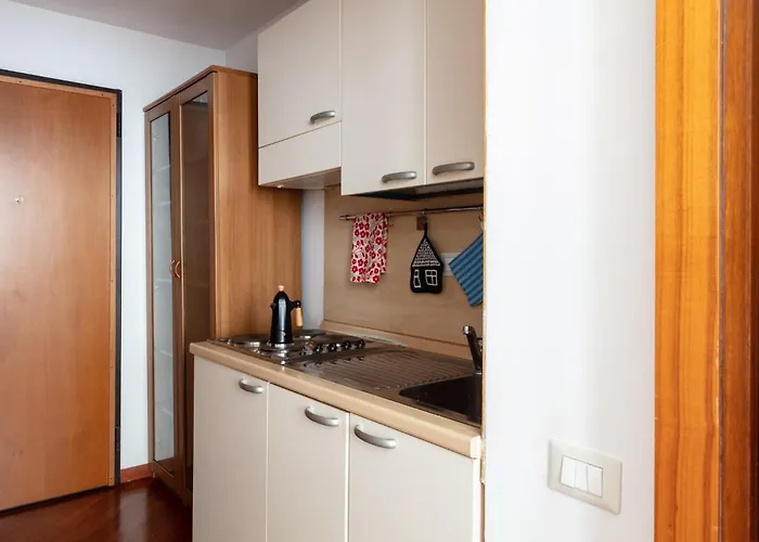 Lejlighed De Homes - Moderno Monolocale In Porta Nuova Vicino La Metro *