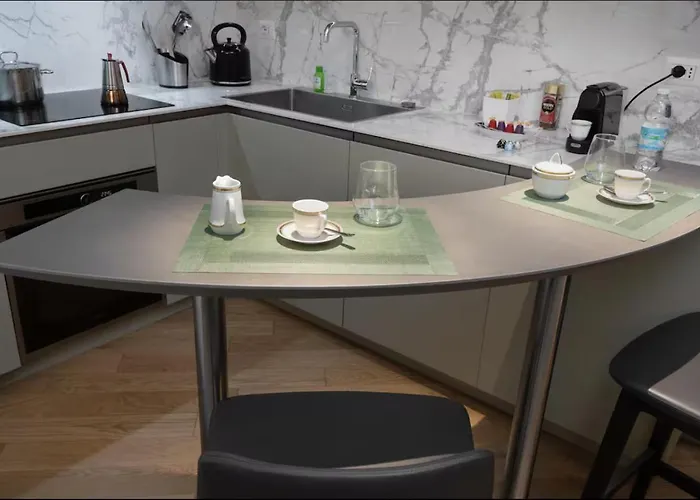 New Close To Duomo - Private Parking Appartement Milaan