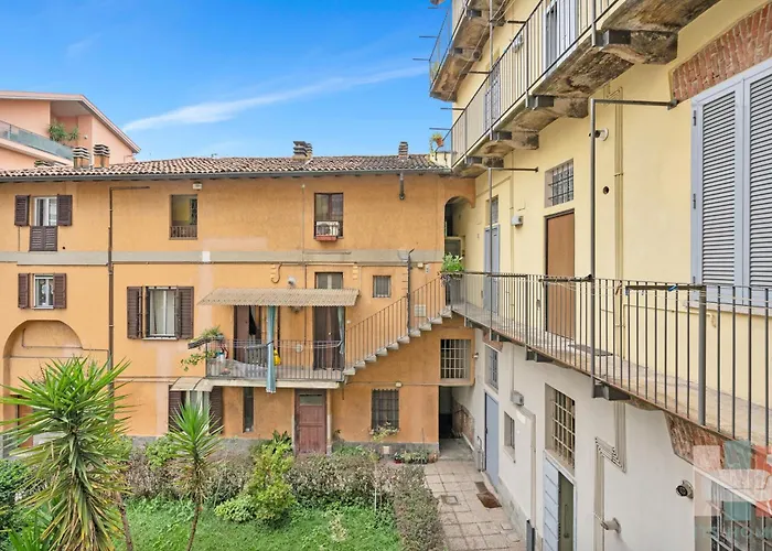 Var7 - - Apartment *