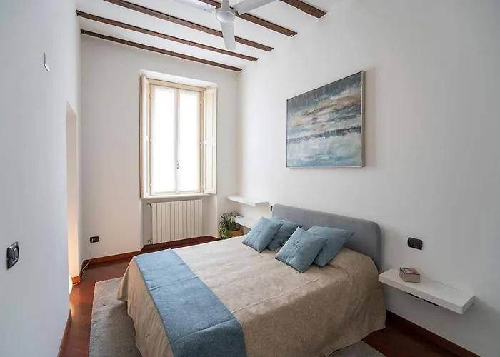 Chic In Cental Apartman *