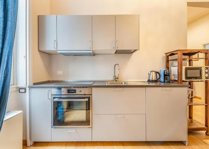 4 Pax Luxury Duomo San Babila * מילאנו