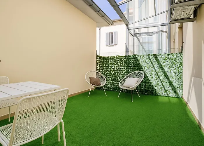 Isola - Leobrothers - Conte 1 * 밀라노