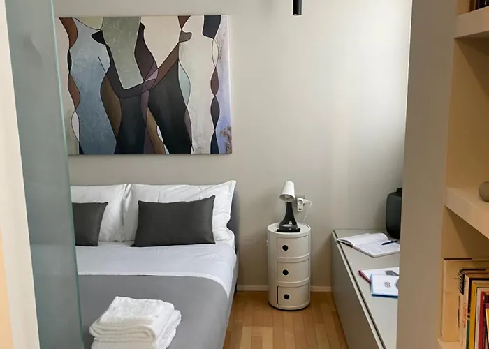 Modern Flat Historical Center Colonne San Lorenzo Navigli Apartamento Milão