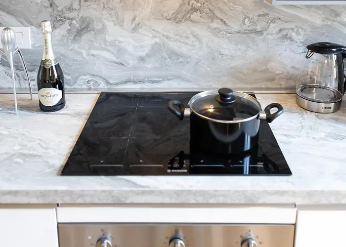 Duomo 10 Minutes Walk- Modern Design *