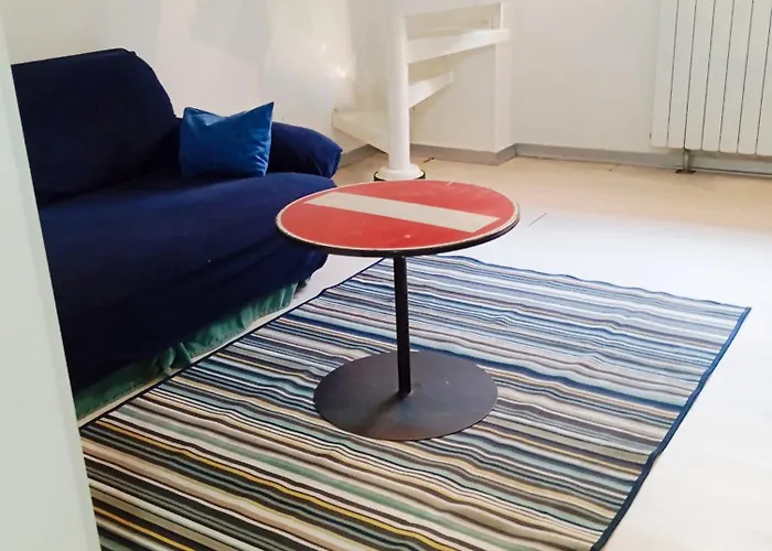 Nina House Yellow Metro Affori Center