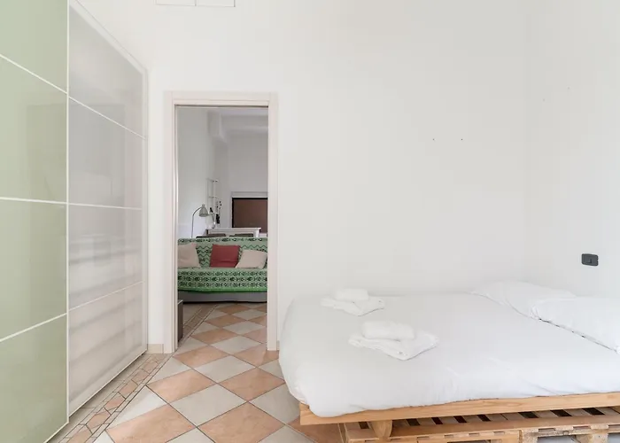 Guesthost - Comfy Nest In South Appartamento
