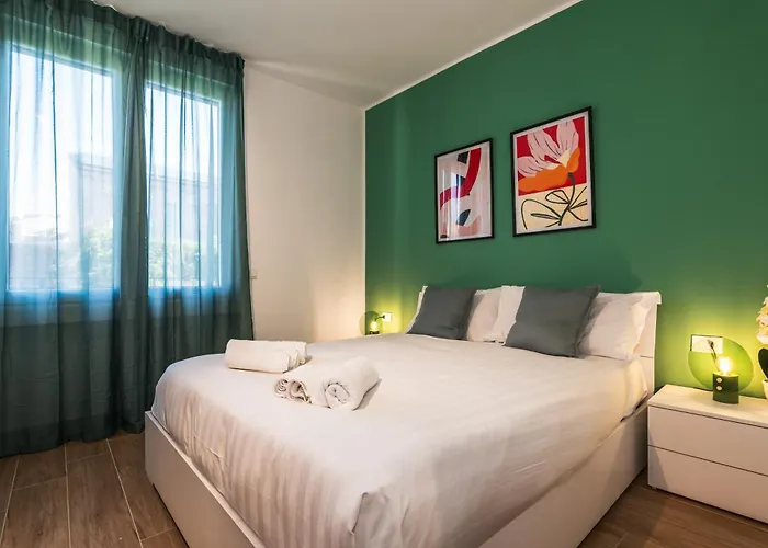 Habesha Flats - A Quiet Retreat Just Steps From The Metro M1 Milan