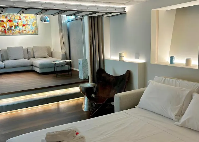 아파트 Elegant Design Loft For A Luxury Stay, M1 To Duomo *