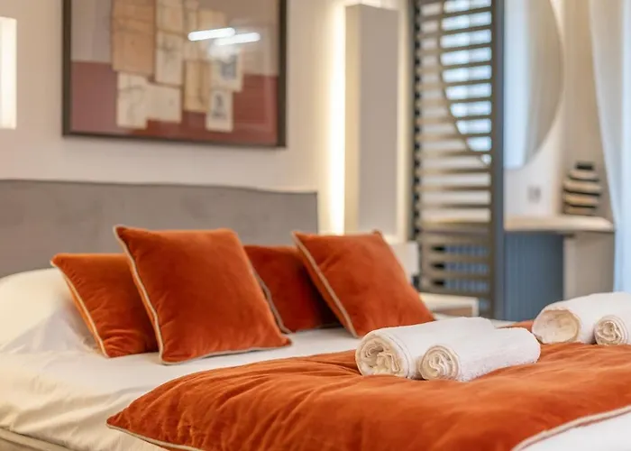 Secret - San Babila Lux Apartament *