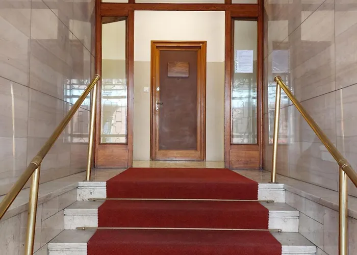 15' A Piedi Dal Centro - Metro M4 Tricolore *