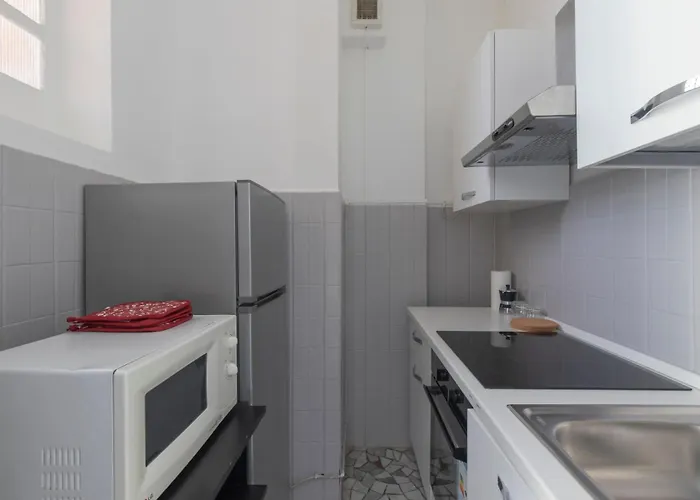 Xenia - 2rooms In Porta Ticinese 97 B * ميلان