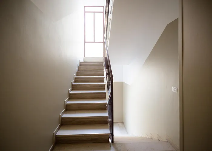 Two-room 450 Meters From Gelsomini M4 公寓