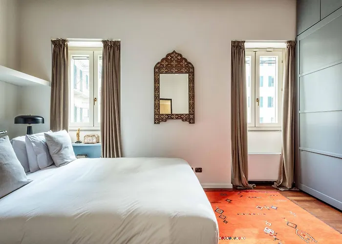 Luxury 3 Bedrooms In Brera 아파트 *