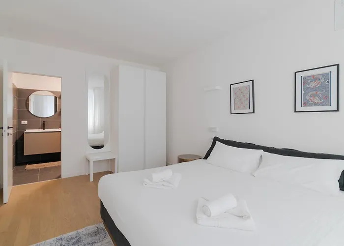 Guesthost - Modern Near Porta Venezia * Milán