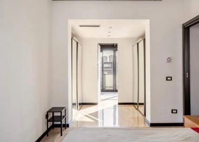 Daire 3 Bedrooms With Terrace Close To The Center Milano